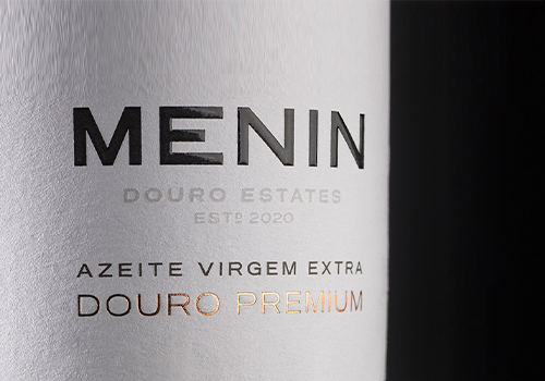MUSE Design Awards Winner - Menin Douro Estates olive oil by Omdesign
