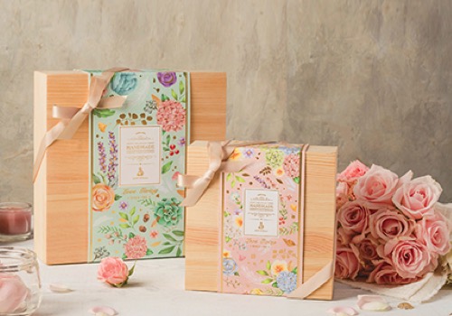 MUSE Design Awards Winner - Floral Banquet — Aunt Stella Wedding Gift