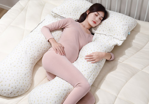 MUSE Design Awards - IYUN Multifunctional Pregnant Woman Waist Pillow