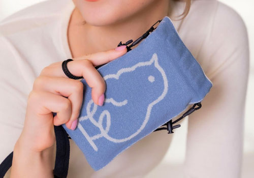 MUSE Design Awards - Seamless Pouch StrapWarmer