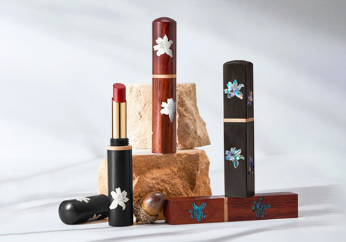 MUSE Design Awards - AGEFOUR Mother-of-pearl Inlay Lipstick Tube Series