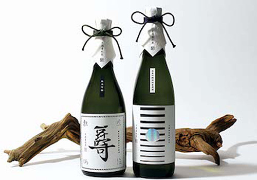 MUSE Design Awards - Moto Impression Japan 10th Anniversary Sake Bottle