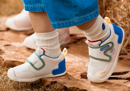 MUSE Design Awards - X3CE002 K-shield Protective Shoes