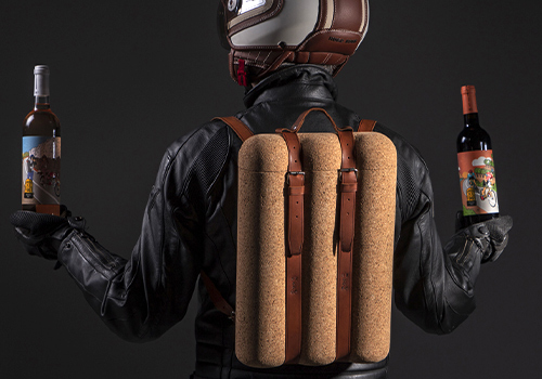 MUSE Design Awards Winner - CPACK - THE FIRST BACKPACK IN THE WORLD TO CARRY WINE BOTTLE by M&A Creative Agency 