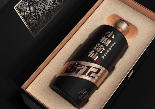 MUSE Design Awards - Xiaohutuxian Spirits Co. Goldie 12 Baijiu