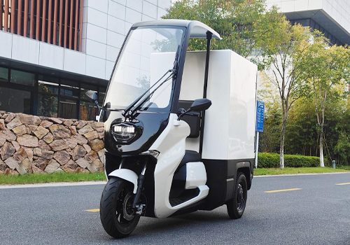 MUSE Design Awards - Intelligent Adaptive Balanced Tricycle