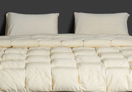 MUSE Design Awards Winner - Super soft infinity warm neck goose down comforter by Luolai Lifestyle Technology Co., Ltd
