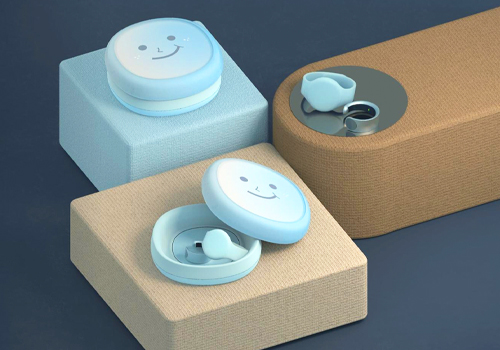 MUSE Design Awards Winner - Mona - AI-Powered Emotional Solutions for New Moms by Shujie Li, Tianhui Ye, Xinyang Zhang, Zi Lin, Meng Lan