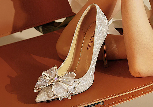 MUSE Design Awards - Heart Fluttering High Heels