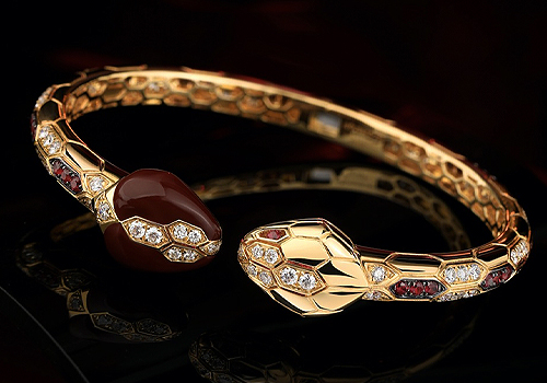 MUSE Design Awards Winner - Amphisbaena by Jacqueangel