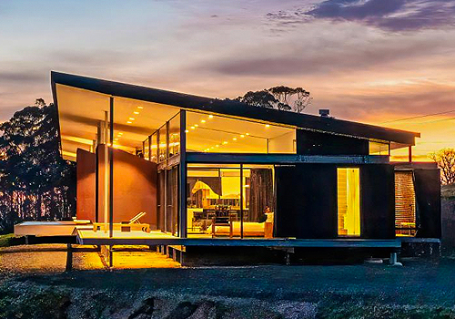 MUSE Design Awards Winner - Mountaintop Bilpin Resort House by IAPA DESIGN