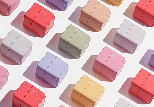 MUSE Design Awards - Energy Evoker Square Box