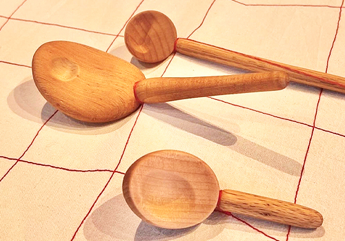 MUSE Design Awards - Chewing, Holding