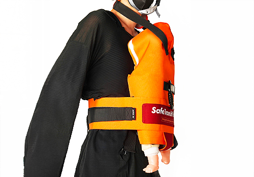 MUSE Design Awards - SafeTransit Infant