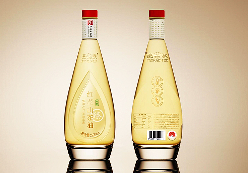 MUSE Design Awards - Red Camellia Oil Packaging Design