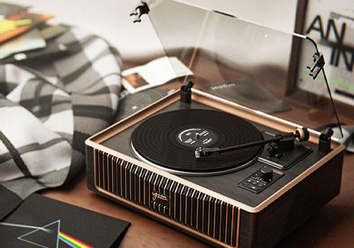 MUSE Product Design Winner - PARON III Vinyl Record Player by SHENYANG ORGDOT DESIGN CO., LTD.