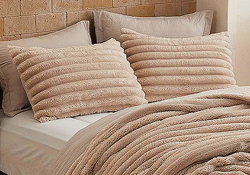 MUSE Design Awards - 2 in 1 Comforter with Blanket set