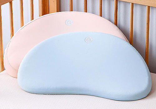 MUSE Design Awards - Children’s Silicone Neck Pillow