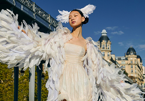 MUSE Design Awards Winner - ZHOU DYNASTY COSTUME SHOW by RENCHUNMEI
