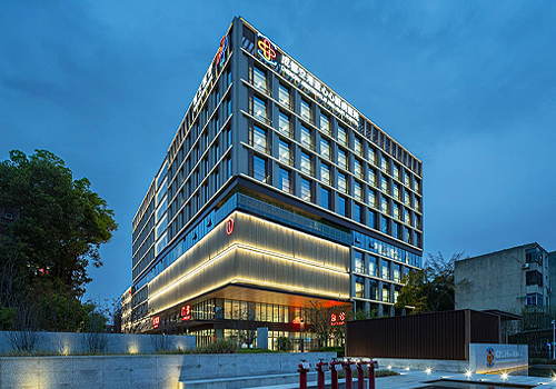 MUSE Design Awards - Chengdu Aerotropolis Asia Heart Hospital
