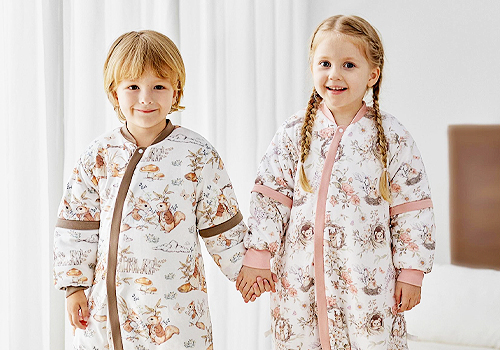 MUSE Design Awards - Infant and toddler split leg sleeping bag