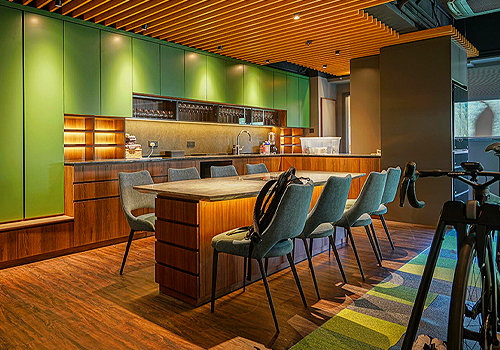 MUSE Design Awards - Green concrete private club