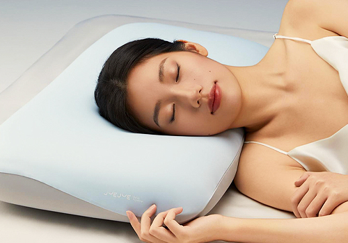 MUSE Design Awards Winner - 4-in-l pillow by NINGBO PLATFORM INC