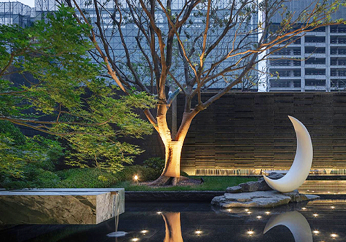 MUSE Design Awards Winner - GLORY OF THRONES by TOPSCAPE