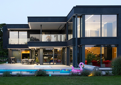 MUSE Design Awards Winner - Two Faces