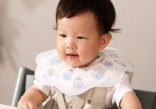 MUSE Design Awards Winner - Onceplan Disposable Drooling Bibs