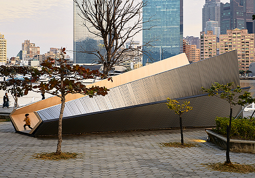 MUSE Design Awards Winner - Canyon of Light