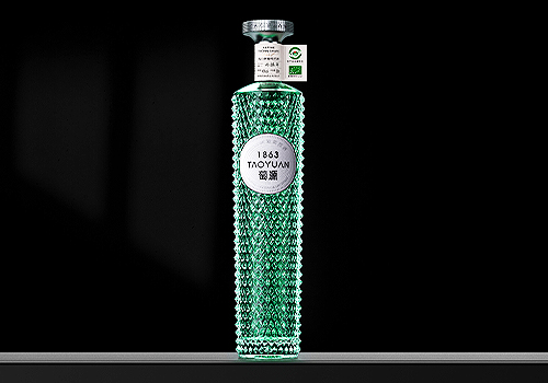 2026 MUSE Design Awards Winner - TaoYuan Wine - High Mountain Thorn Grape Spirit by DANSHENG CREATIVE