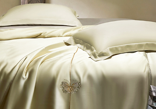 2026 MUSE Design Awards Winner - Golden Butterfly with Pearl by JIANGSU DARPHINE SILK TECHNOLOGY CREATIVE PARK CO., LTD.