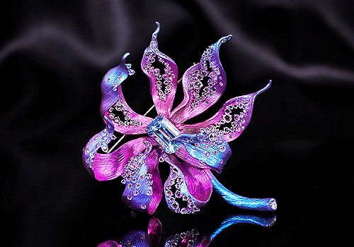 2026 MUSE Design Awards Winner - Violet Flame, Ocean Blue by THE GARDEN OF JADE(SHENZHEN) ART CO.,LTD.