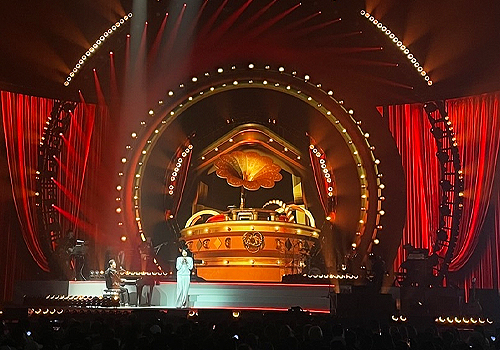 MUSE Design Awards Winner - 2026 Chris Yu [Can't Fight This Feeling]Concert Tour