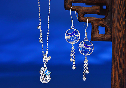 2026 MUSE Design Awards Winner - Cloud-Strung Auspicious Butterflies by Lijiang Gucheng District Minzushou Ornaments Co., Ltd.