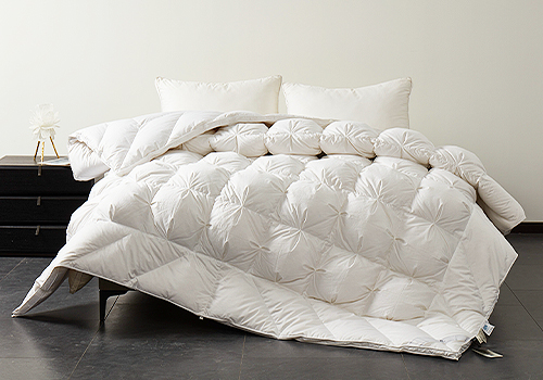 2026 MUSE Design Awards Winner - WarmShield Down Comforter by Nantong Siyuxin E-commerce Co., Ltd.